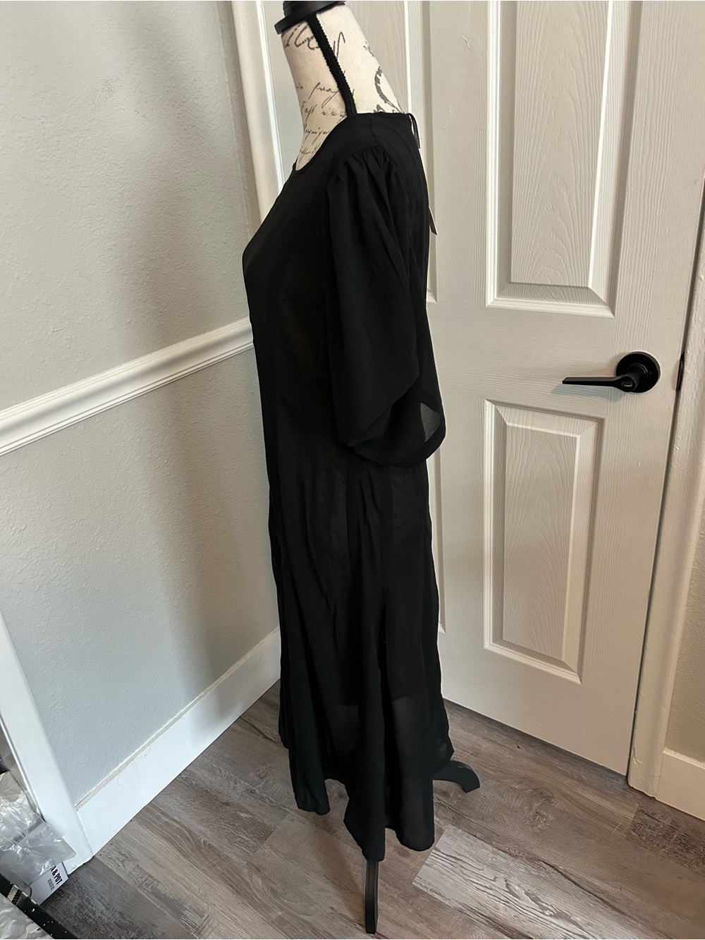 NWT Sold Out Anthropologie Modern Sheer Midi Dress with Puff Sleeves Size 12 - Picture 10 of 16